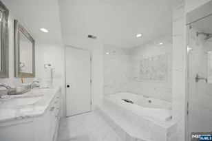 22 W Pamrapo Ct, Glen Rock, NJ 07452 - Photo 28