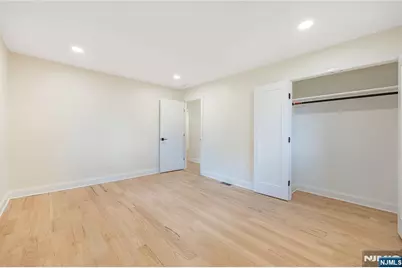61 Mackay Avenue, Waldwick, NJ 07463 - Photo 16