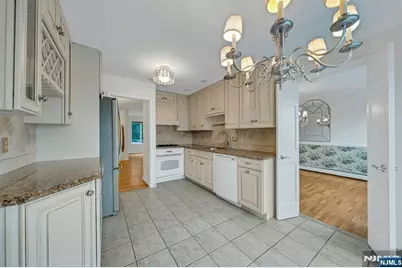 141 Middlesex Avenue, Englewood Cliffs, NJ 07632 - Photo 8