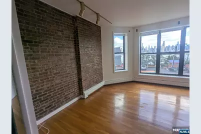 963 Boulevard East 2-3 #2-3, Weehawken, NJ 07086 - Photo 4