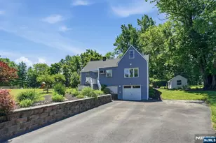 81 Sergeantsville Rd, Flemington, NJ 08822 - Photo 2