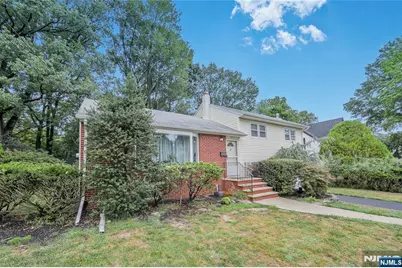 270 Glen Avenue, Dumont, NJ 07628 - Photo 16