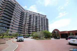 100 Carlyle Dr # S01G, Cliffside Park, NJ 07010 - Photo 2