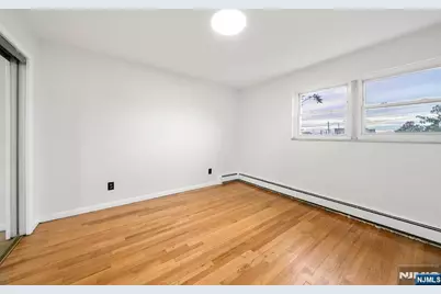 209 8th Street 2 #2, Fairview, NJ 07022 - Photo 10