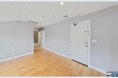 43 Melrose Avenue 3 #3, North Arlington, NJ 07031 - Photo 4