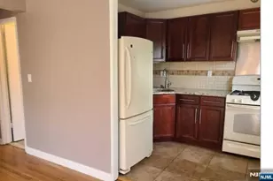 235 Village Cir Dr, Fort Lee, NJ 07024 - Photo 12
