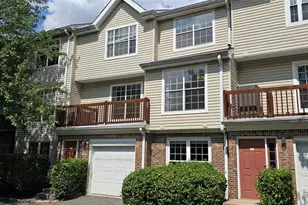 235 Village Cir Dr, Fort Lee, NJ 07024 - Photo 2
