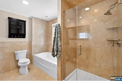 112 Hathaway Street, Wallington, NJ 07057 - Photo 26