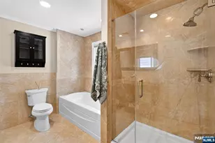 112 Hathaway St, Wallington, NJ 07057 - Photo 26
