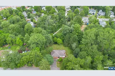 31 Brook Street, Closter, NJ 07624 - Photo 34