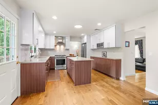 31 Brook St, Closter, NJ 07624 - Photo 4