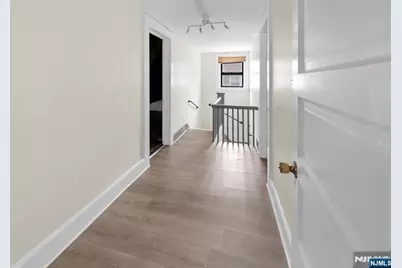 558 Argyle Avenue 2 #2, Orange, NJ 07050 - Photo 10