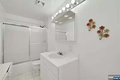 91 Lakeview Drive, Old Tappan, NJ 07675 - Photo 34