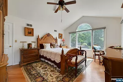 91 Lakeview Drive, Old Tappan, NJ 07675 - Photo 20