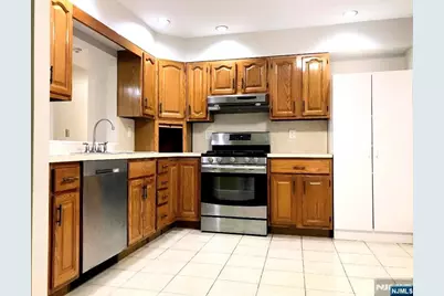 515 Broad Avenue 2nd #2ND, Palisades Park, NJ 07650 - Photo 2