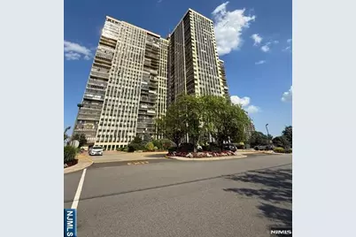 200 Winston Drive 2818 #2818, Cliffside Park, NJ 07010 - Photo 1
