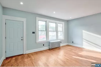25 Wolf Place, Irvington, NJ 07111 - Photo 14