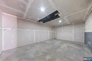 77 Herman St, Garfield, NJ 07026 - Photo 28