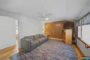 131 18th Ave, Elmwood Park, NJ 07407 - Photo 14