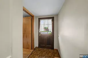 131 18th Ave, Elmwood Park, NJ 07407 - Photo 4