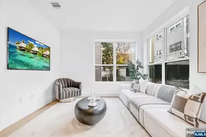 649 38th Street 3-04 #3-04, Union City, NJ 07087 - Photo 6