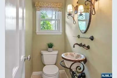 211 Bellair Road, Ridgewood, NJ 07450 - Photo 22