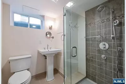 211 Bellair Road, Ridgewood, NJ 07450 - Photo 32