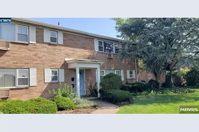 38-09 Broadway B #B, Fair Lawn, NJ 07410 - Photo 2