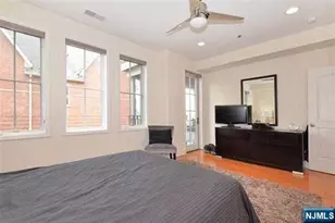 3 Moorings Ln, Edgewater, NJ 07020 - Photo 10