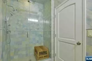 3 Moorings Ln, Edgewater, NJ 07020 - Photo 14