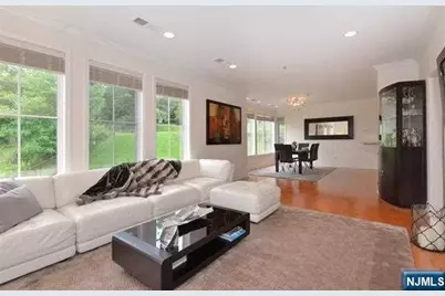 3 Moorings Lane, Edgewater, NJ 07020 - Photo 8