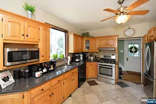 71 Ringwood Ave, Pompton Lakes, NJ 07442 - Photo 12