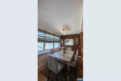 7004 Blvd East 311C #311C, West New York, NJ 07093 - Photo 10