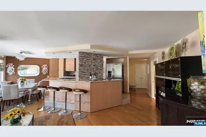 7004 Blvd East 311C #311C, West New York, NJ 07093 - Photo 6