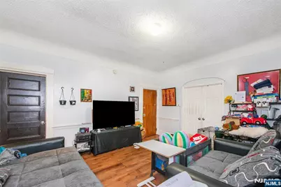 23 17th Street, East Orange, NJ 07018 - Photo 28