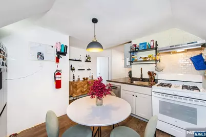 23 17th Street, East Orange, NJ 07018 - Photo 10