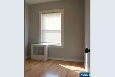 222 Irving Place 4 #4, Lyndhurst Township, NJ 07071 - Photo 10