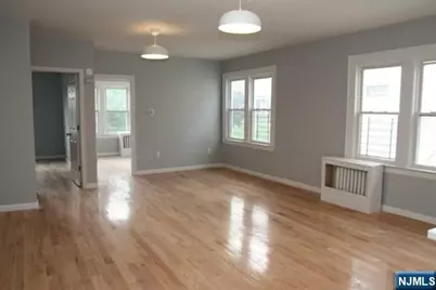 222 Irving Place 4 #4, Lyndhurst Township, NJ 07071 - Photo 8