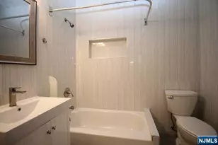 222 Irving Pl 4, Lyndhurst Township, NJ 07071 - Photo 16