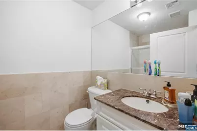 270 Grand Avenue 4C #4C, Palisades Park, NJ 07650 - Photo 2