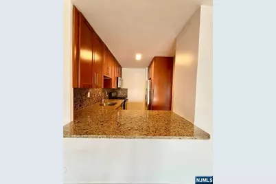 1203 River Road 12D #12D, Edgewater, NJ 07020 - Photo 6