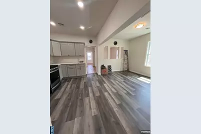 281 Hope 2 #2, Passaic, NJ 07055 - Photo 2