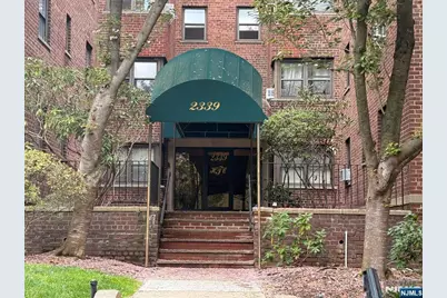 2339 Hudson Terrace D9 #D9, Fort Lee, NJ 07024 - Photo 1