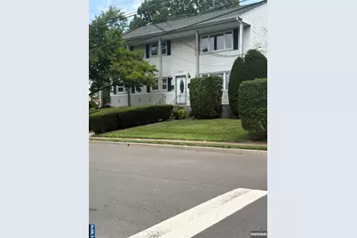 340 Fenlon Boulevard, Clifton, NJ 07014 - Photo 2