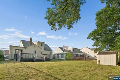 170 Colonial Avenue, Saddle Brook Township, NJ 07663 - Photo 18