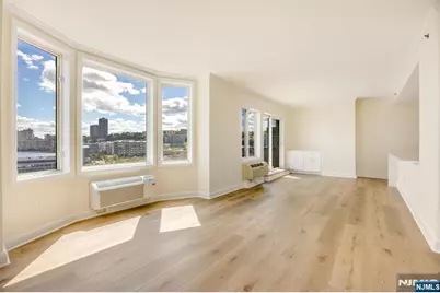 6315 City Place, Edgewater, NJ 07020 - Photo 2