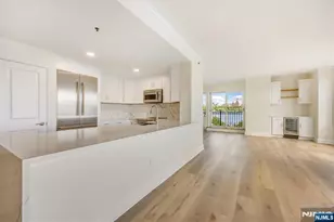 6315 City Pl, Edgewater, NJ 07020 - Photo 16