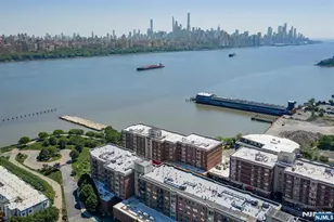 6315 City Pl, Edgewater, NJ 07020 - Photo 8