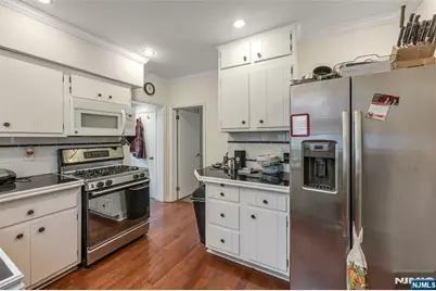 109 Bergen Avenue, Bergenfield, NJ 07621 - Photo 6