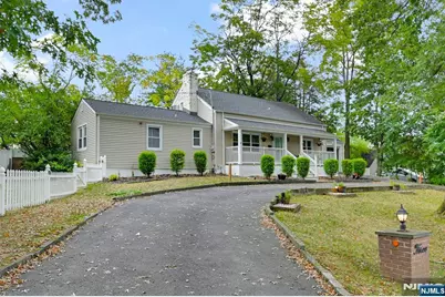 3 Country Club Road, Livingston, NJ 07039 - Photo 2